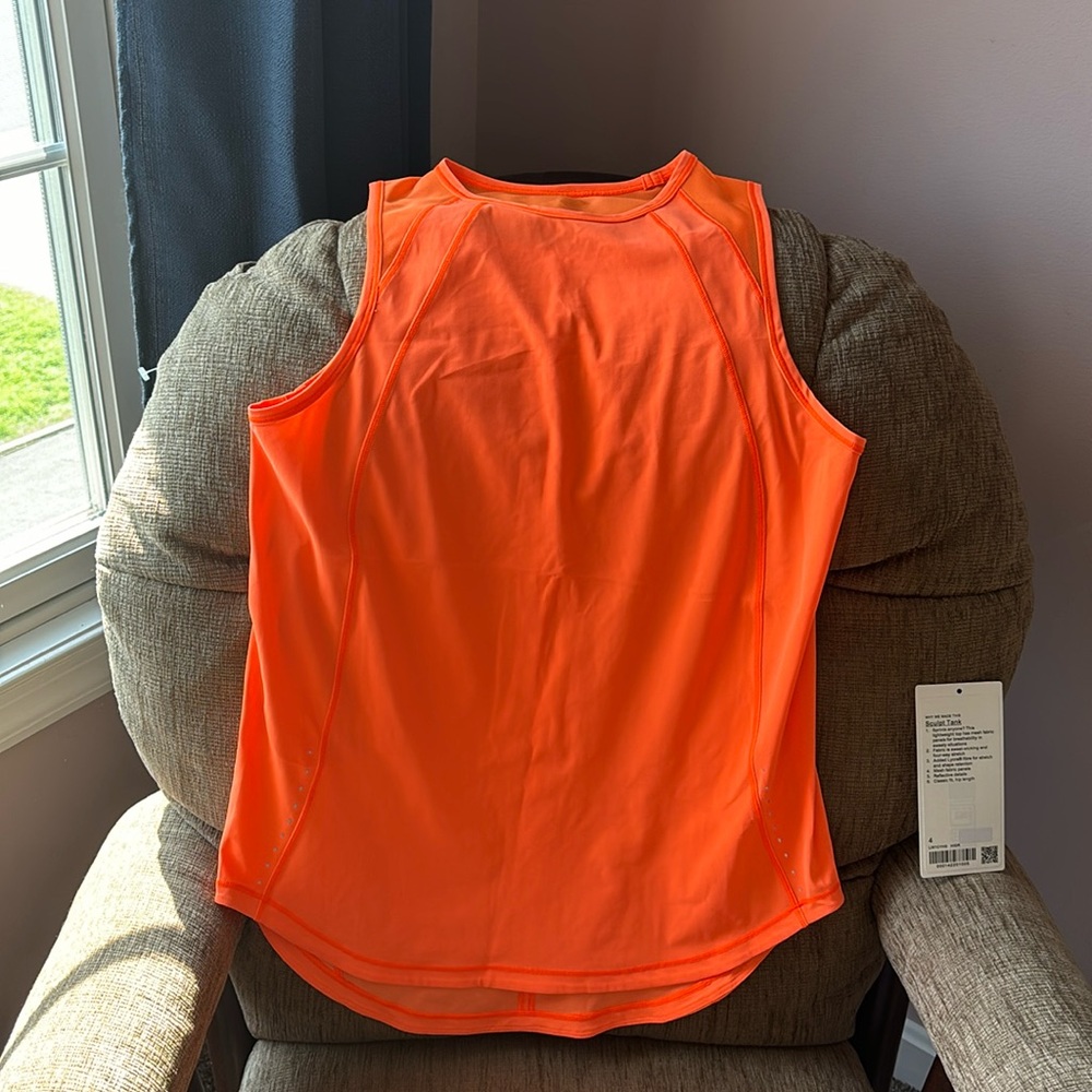 Lululemon sculpt tank